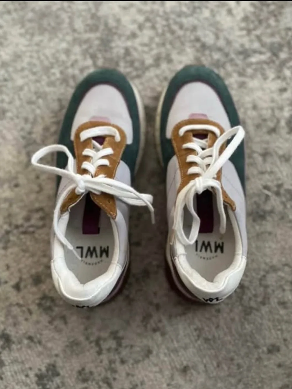 Madewell women’s sneakers size 6.5 good condition - Picture 2 of 7